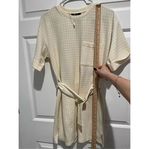 NWOT Bershka Belted Cream Houndstooth Short Sleeve Shirt Mini Dress Size Small - Picture 12 of 15